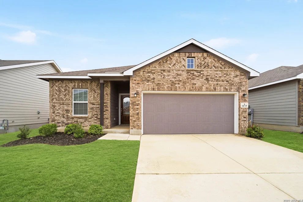 Unit for sale at 14735 Sycamore Crossing, San Antonio, TX 78252