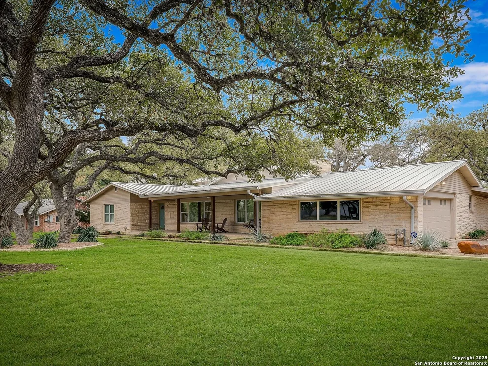 Unit for sale at 208 Mecca Dr, San Antonio, TX 78232
