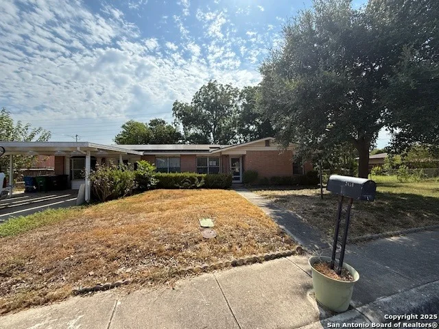 Unit for sale at 2410 Tyne, San Antonio, TX 78222