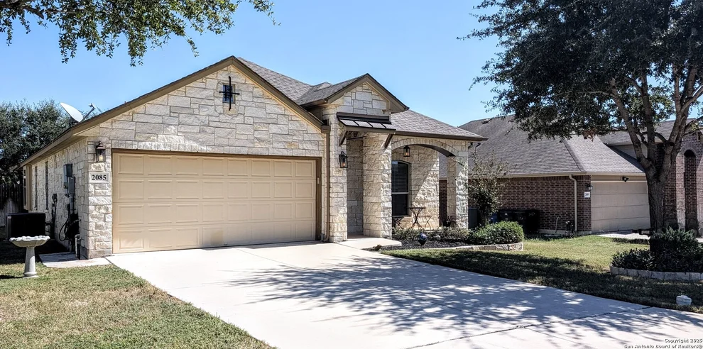 Unit for sale at 2085 Castleberry Ridge, New Braunfels, TX 78130