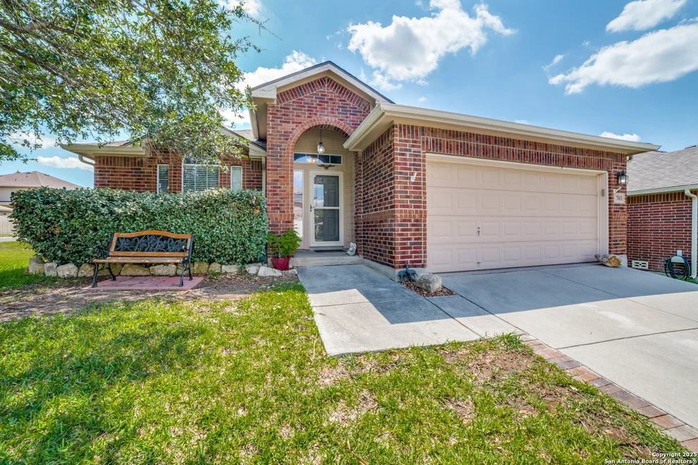 Unit for sale at 703 Point Springs, San Antonio, TX 78253