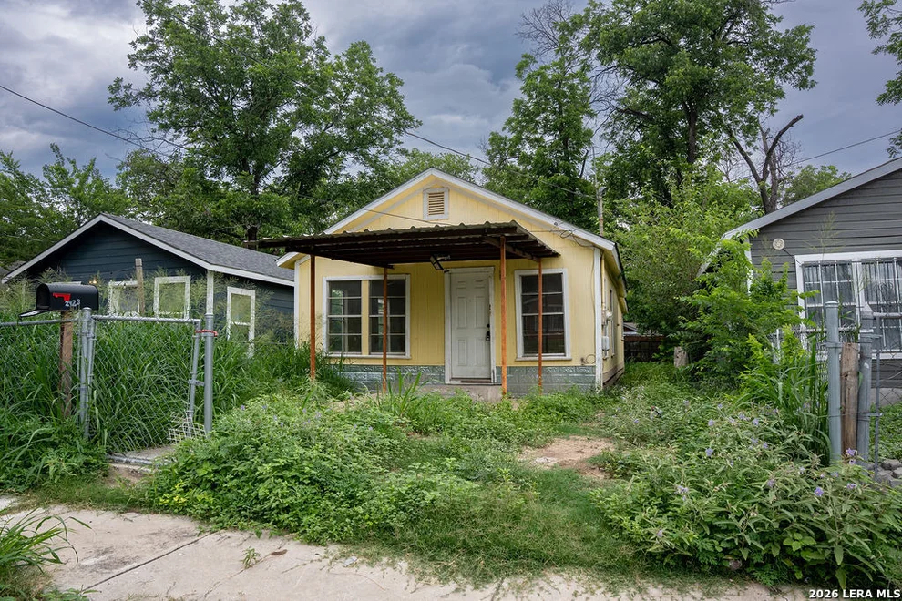 Unit for sale at 2923 Tampico, San Antonio, TX 78207