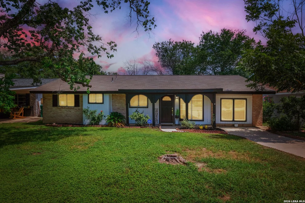 Unit for sale at 304 Avenue D, Converse, TX 78109