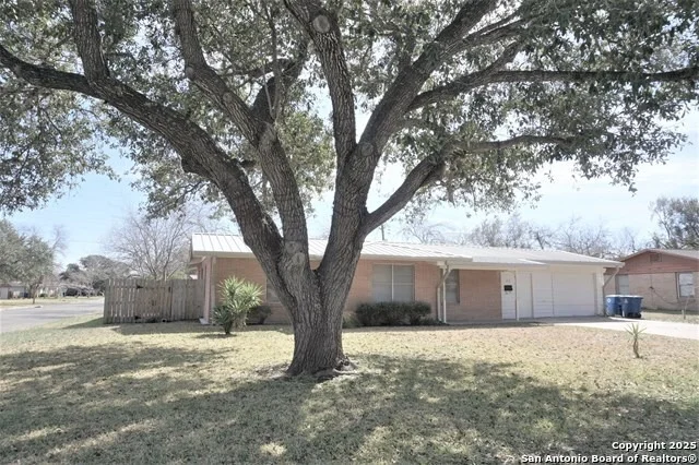 Unit for sale at 1012 E Inez, Beeville, TX 78102