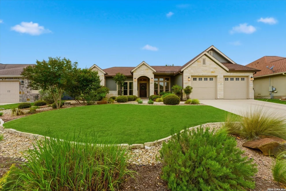 Unit for sale at 429 English Oaks Cir, Boerne, TX 78006