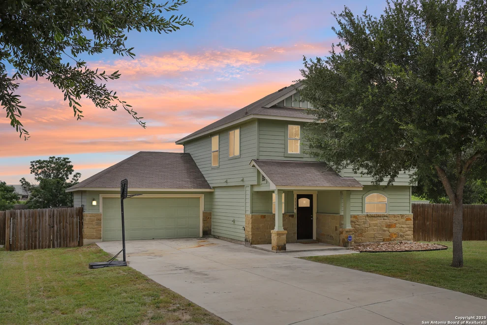 Unit for sale at 1116 Wind Haven, New Braunfels, TX 78130