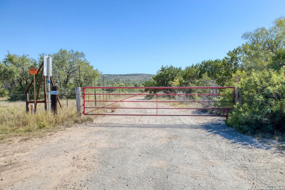 Unit for sale at 1917 Ranch Road 3348, Brackettville, TX 78832