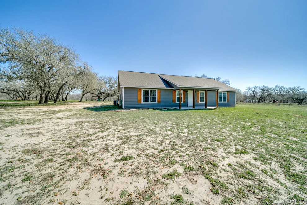 Unit for sale at 530 GARDEN DR, Poteet, TX 78065