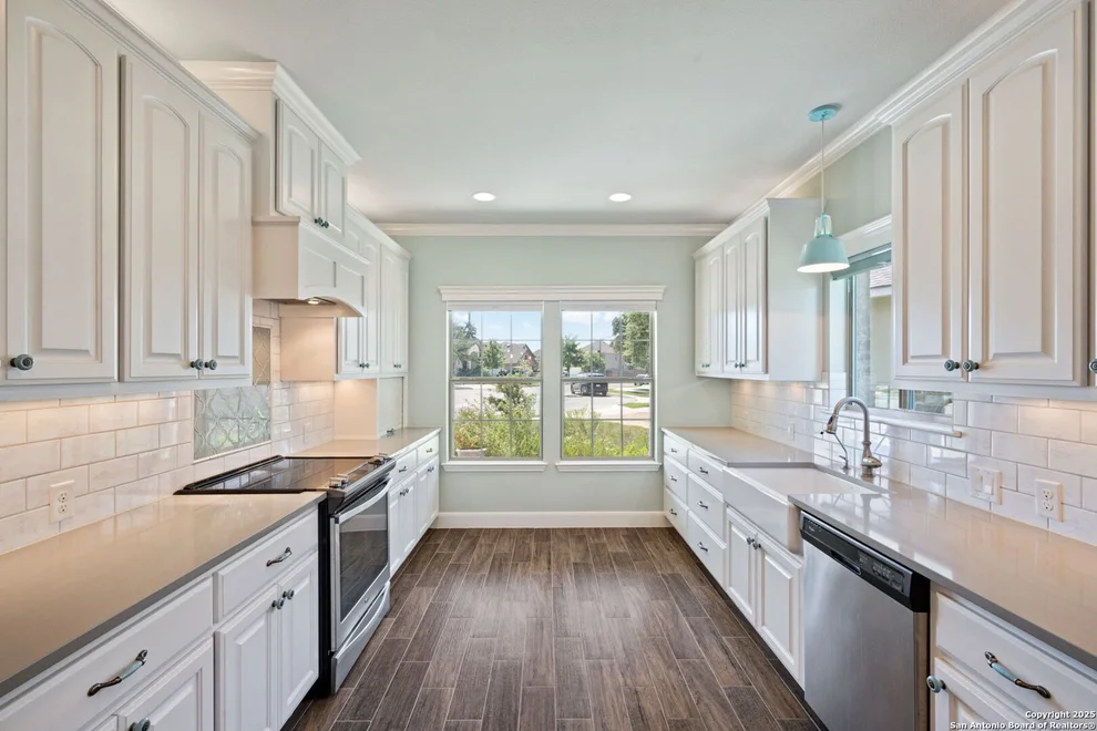 Unit for sale at 123 Dover Downs, Boerne, TX 78006