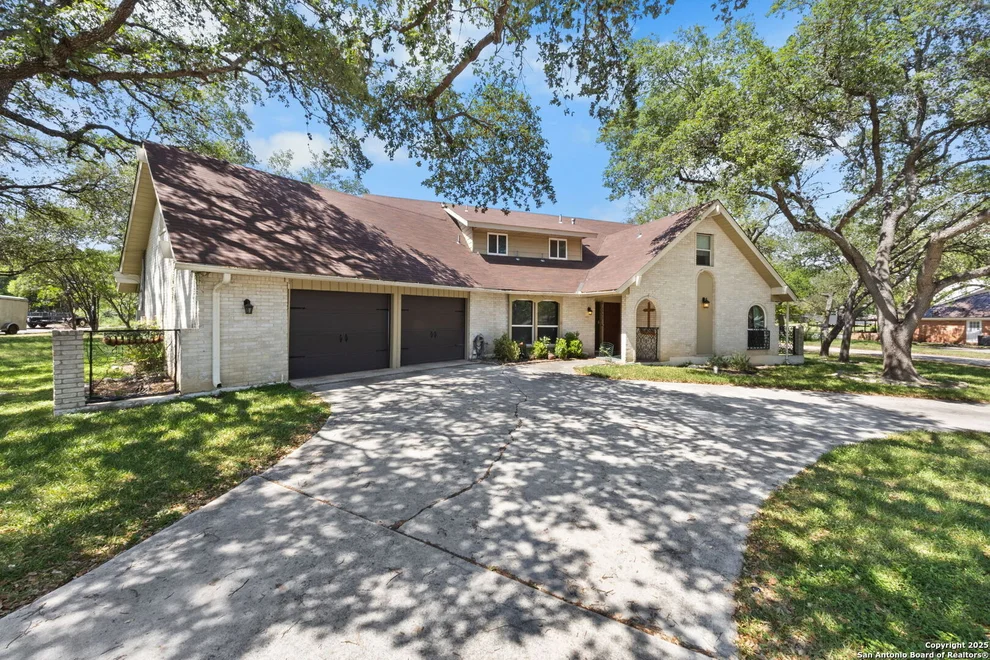 Unit for sale at 2715 Marlborough, San Antonio, TX 78230