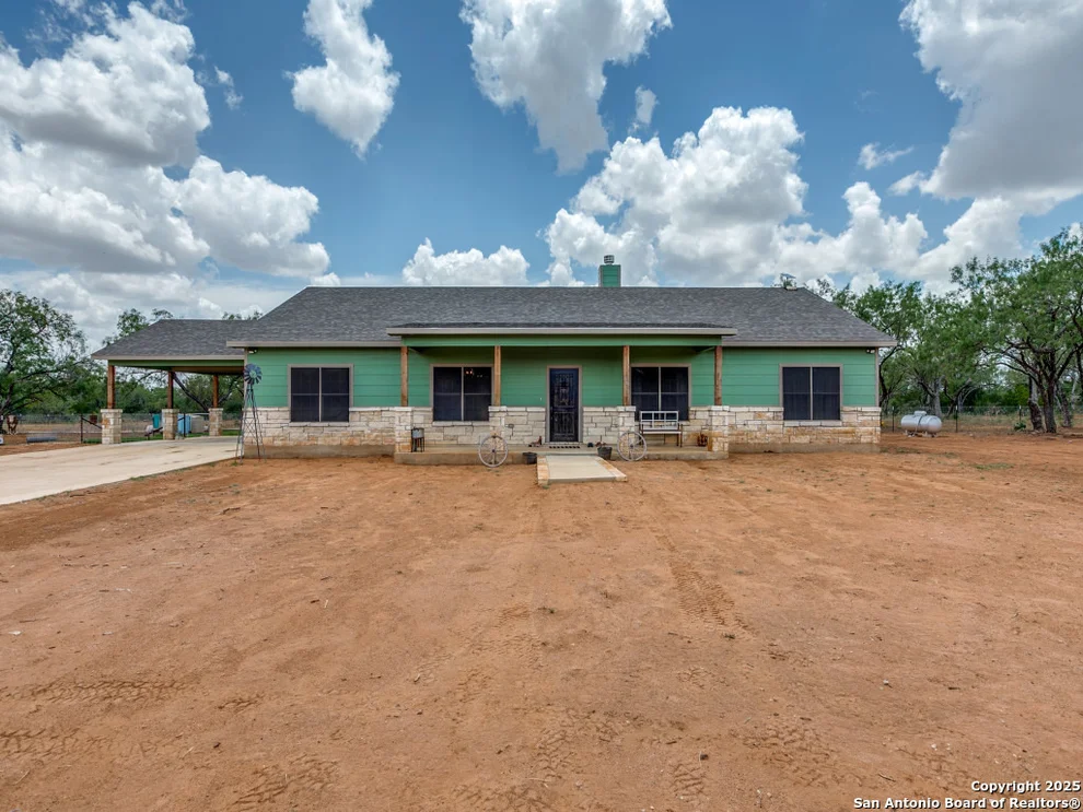 Unit for sale at 6451 Bluntzer Rd, Jourdanton, TX 78026