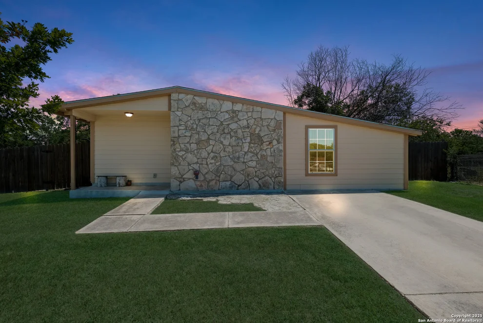 Unit for sale at 147 Kilkenney, San Antonio, TX 78227