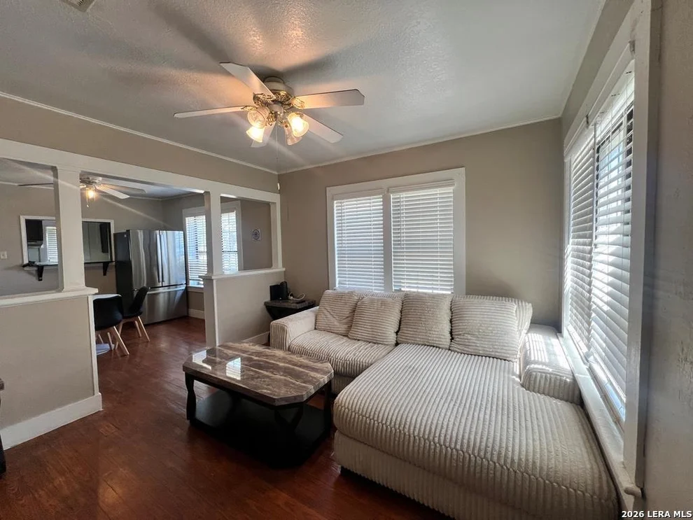 Unit for sale at 274 S Ceylon, Eagle Pass, TX 78852