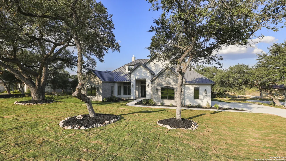 Unit for sale at 5668 Dry Comal, New Braunfels, TX 78132
