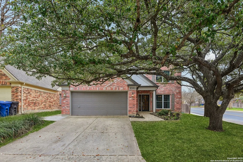 Unit for sale at 9302 Chattanooga Dr, San Antonio, TX 78240