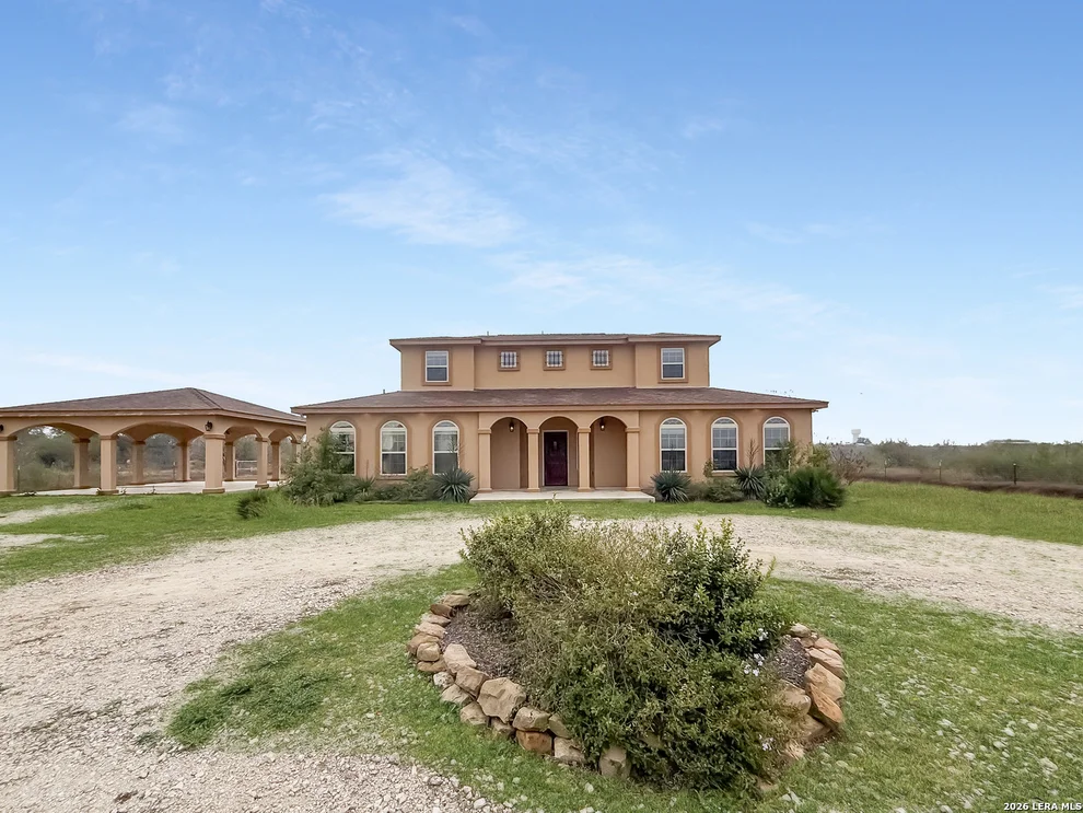Unit for sale at 2211 Old Lehmann Rd, Seguin, TX 78155
