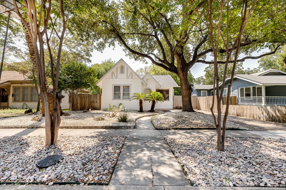 Unit for sale at 722 W KINGS HWY, San Antonio, TX 78212