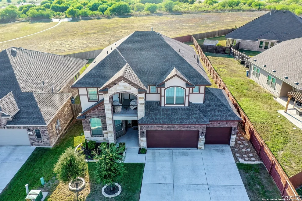Unit for sale at 950 Lone Cypress, New Braunfels, TX 78130