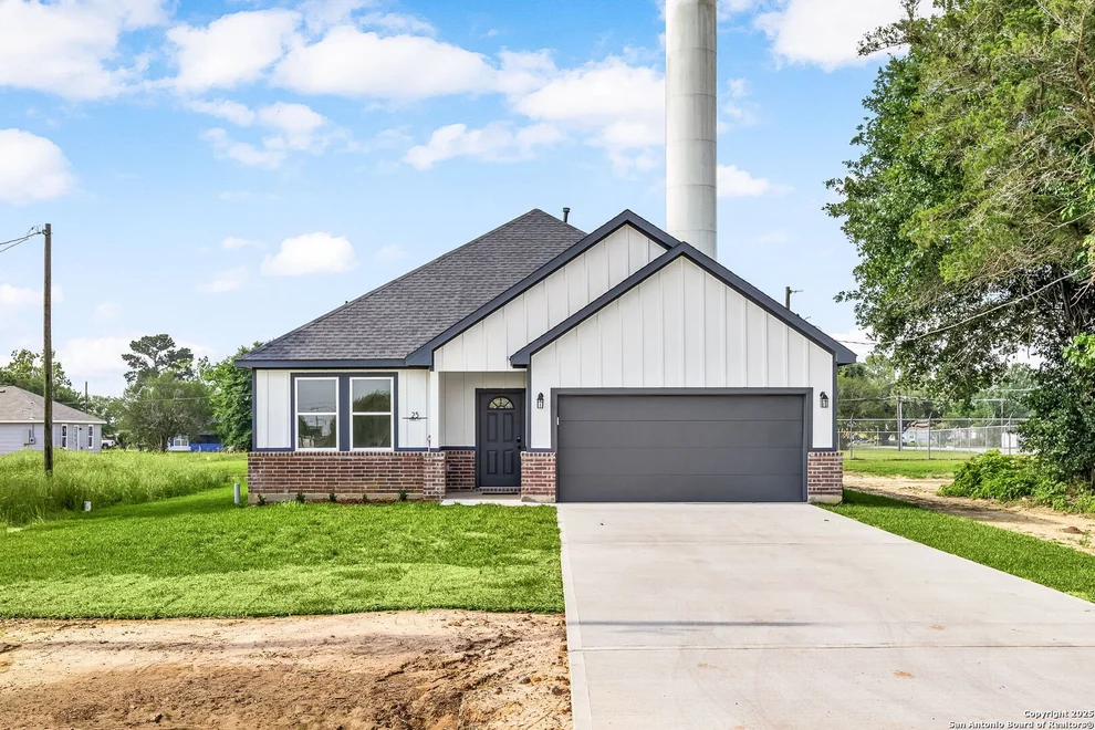 Unit for sale at 25 main, Hempstead, TX 77445
