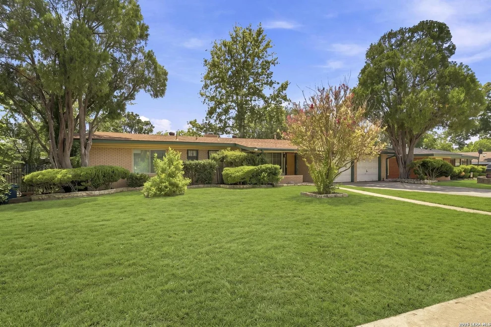 Unit for sale at 110 CLUBHILL DR, San Antonio, TX 78228
