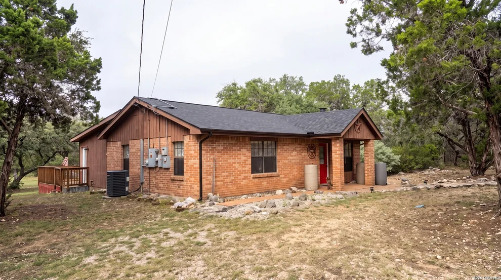 Unit for sale at 22 George Hoover, Leakey, TX 78873