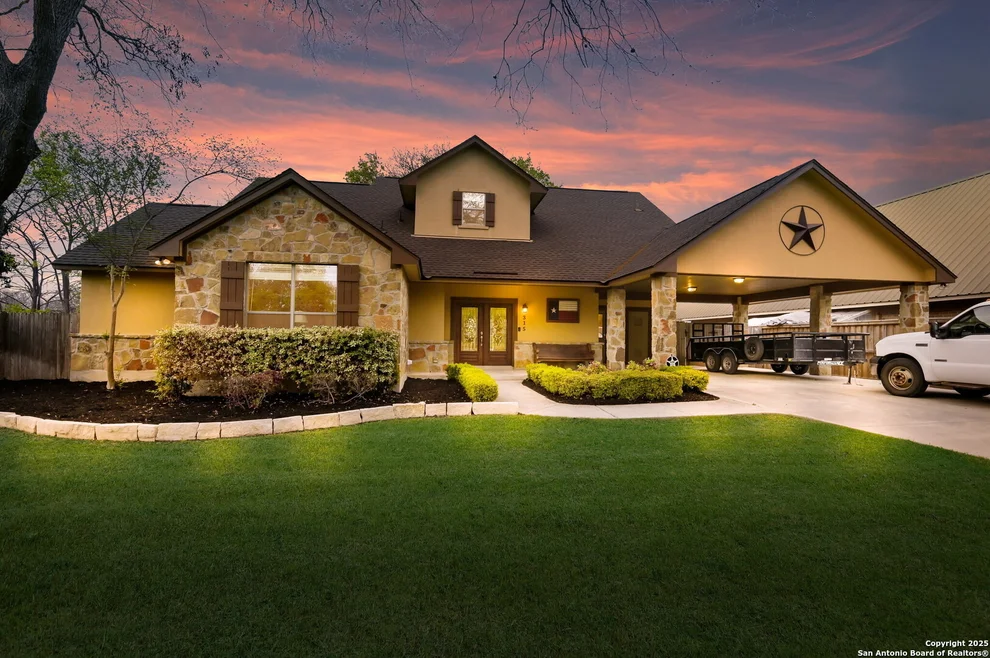 Unit for sale at 315 E Klein, New Braunfels, TX 78130