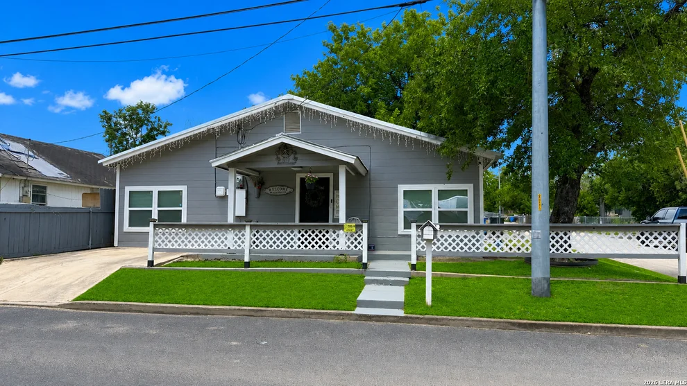 Unit for sale at 232 Campbell, Seguin, TX 78155