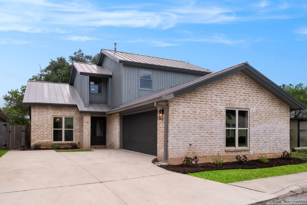 Unit for sale at 15 Campden Cir, San Antonio, TX 78218