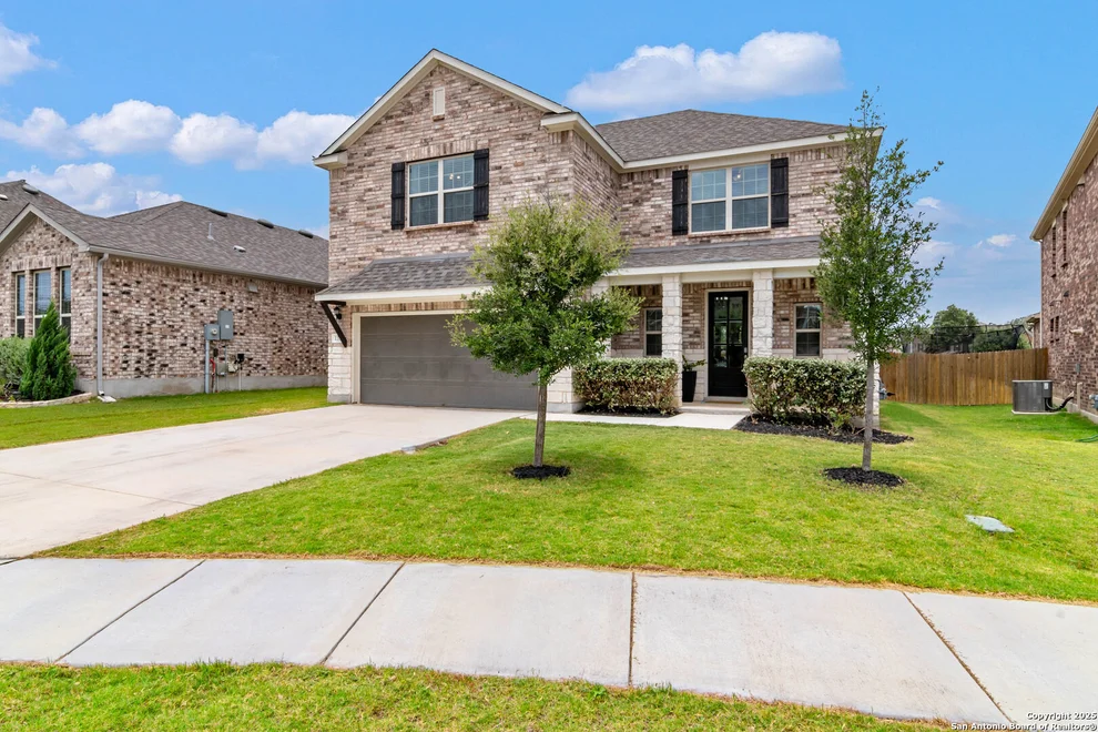 Unit for sale at 135 Wickersham, Boerne, TX 78015