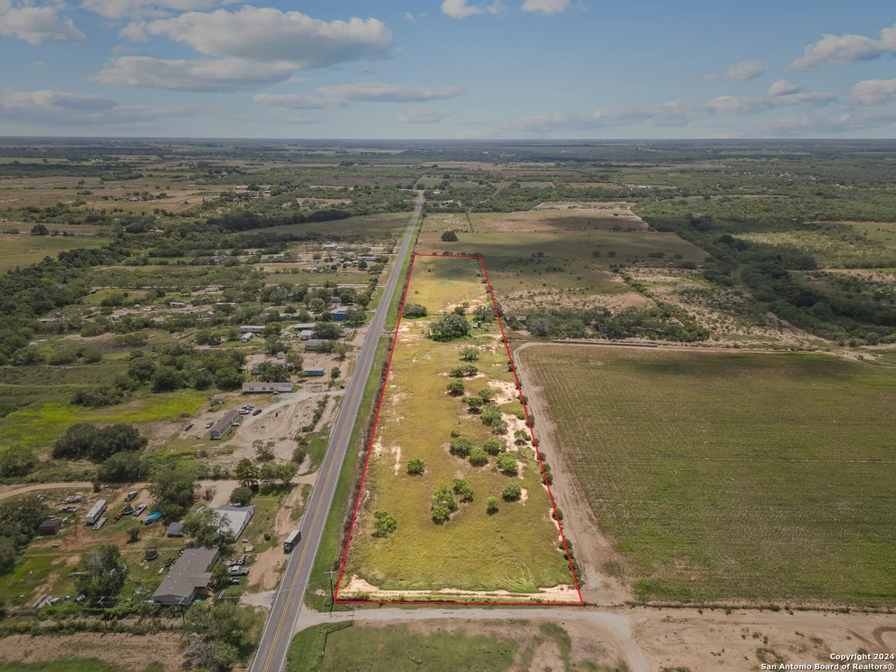 Unit for sale at 2935 FM 1333, Poteet, TX 78065