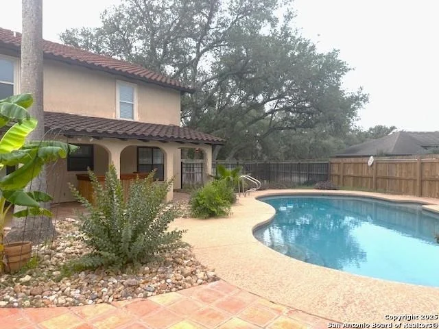 Unit for sale at 19 Windridge, Beeville, TX 78102