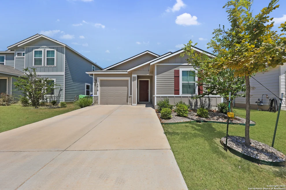 Unit for sale at 13919 Morgan Terrace, San Antonio, TX 78254
