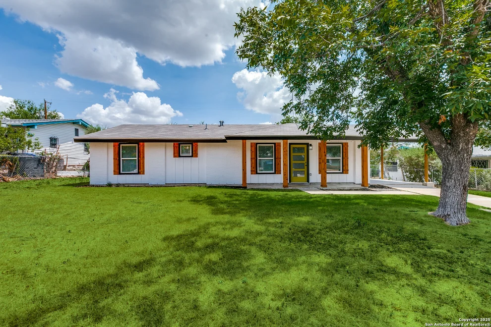 Unit for sale at 158 Mountain Valley, San Antonio, TX 78227