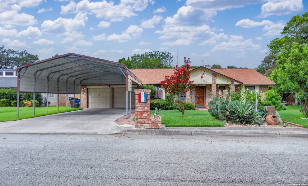 Unit for sale at 6215 Cairo Dr, San Antonio, TX 78229