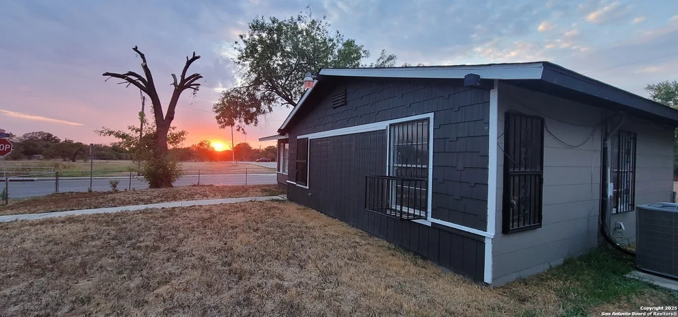 Unit for sale at 359 Revlon, San Antonio, TX 78227
