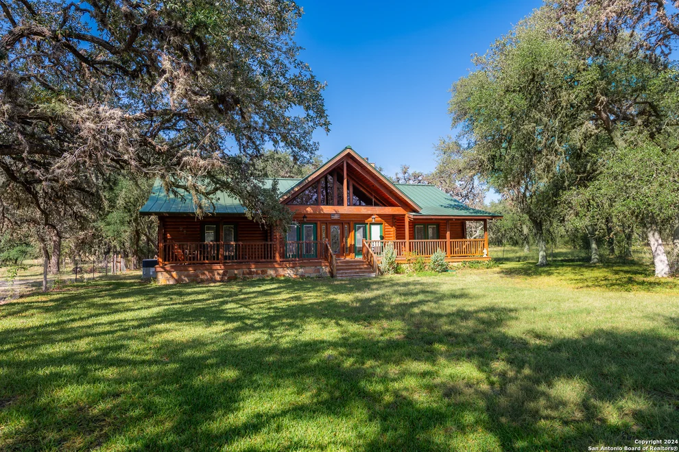Unit for sale at 4695 us highway 83, Leakey, TX 78873