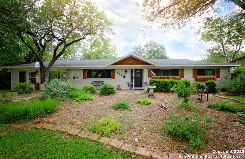 Unit for sale at 113 ADOBE DR, Castle Hills, TX 78213