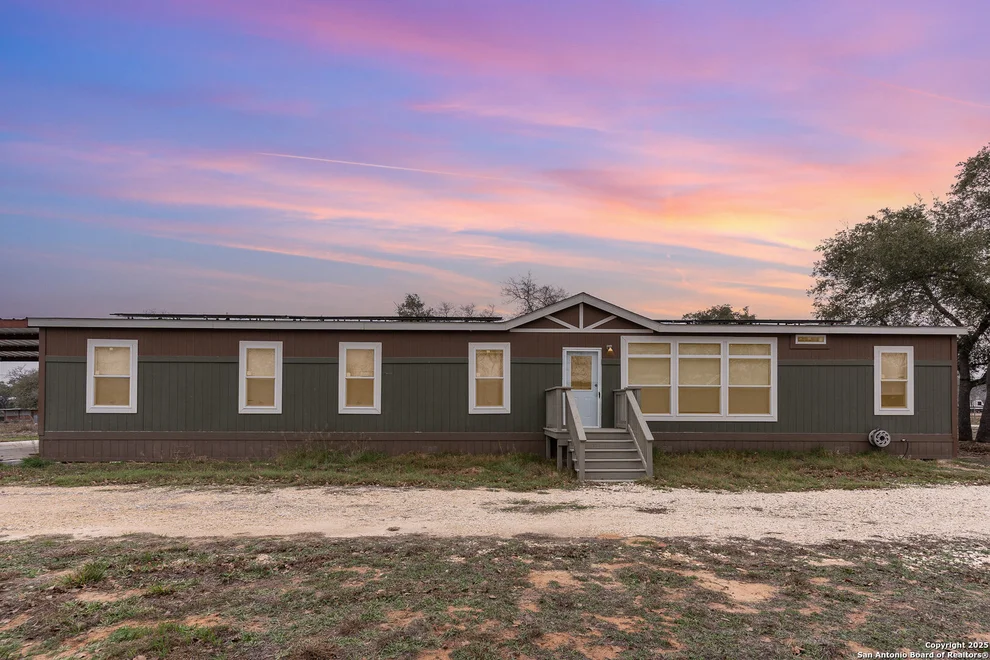 Unit for sale at 153 Pr 6724, Natalia, TX 78059