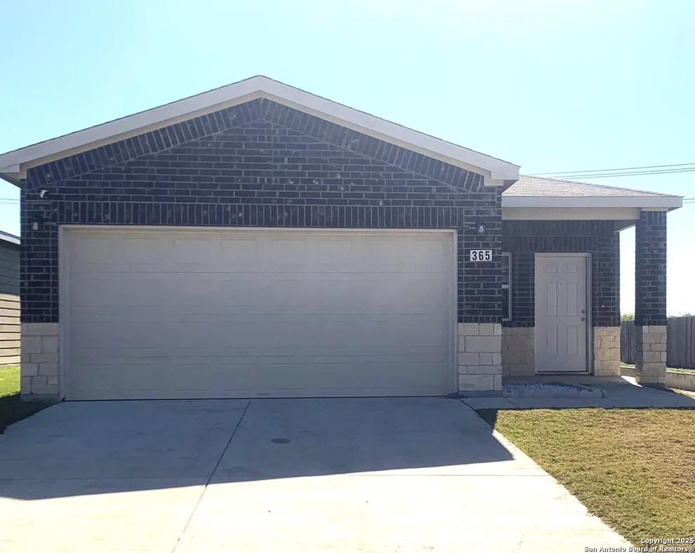 Unit for sale at 365 Autumn Blaze, New Braunfels, TX 78130