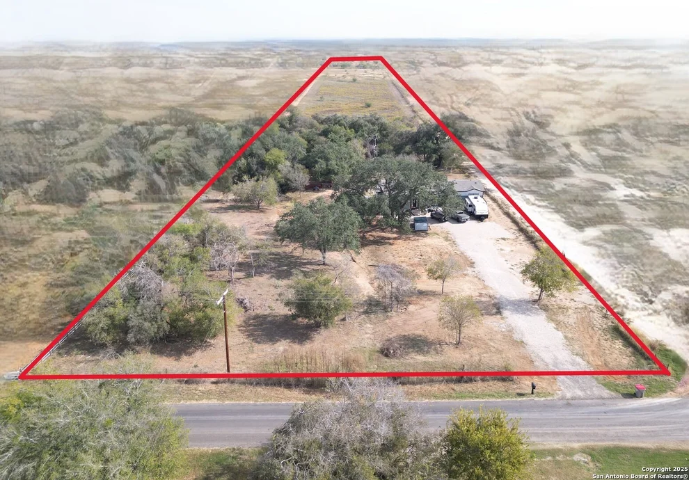 Unit for sale at 1169 Old Adams LN, Pleasanton, TX 78064