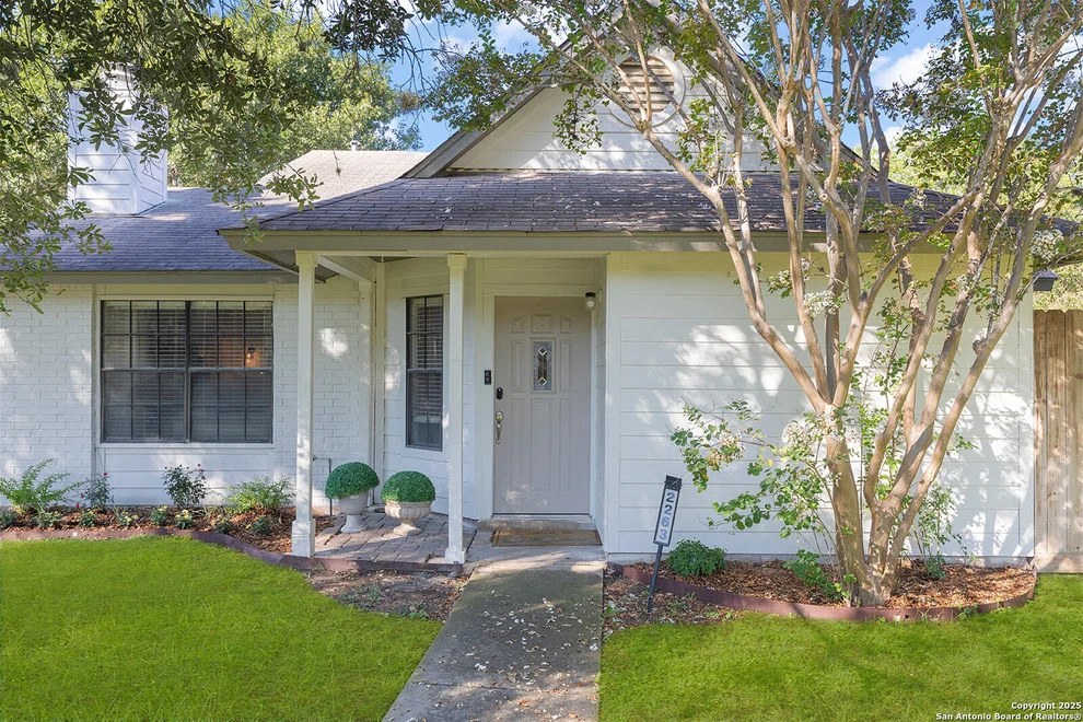 Unit for sale at 2263 Regency Pt, San Antonio, TX 78231