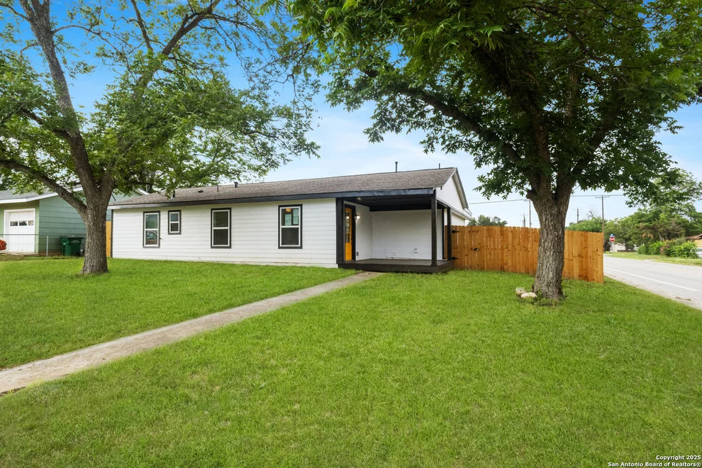 Unit for sale at 502 E Palfrey, San Antonio, TX 78223