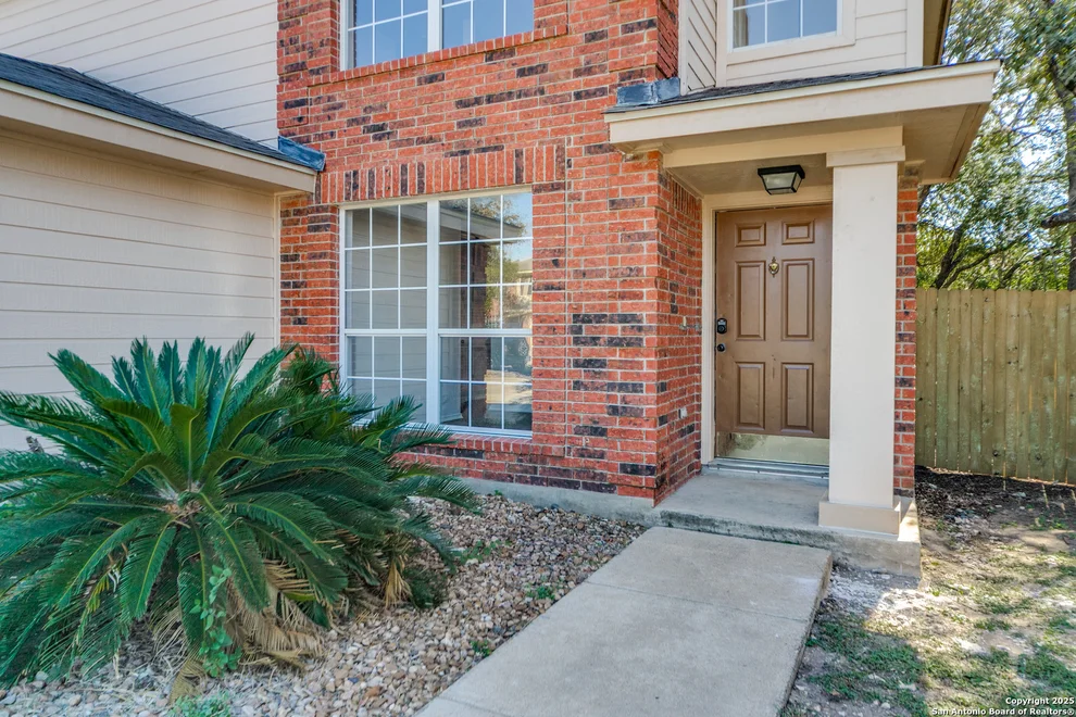 Unit for sale at 10730 Cat Mountain, San Antonio, TX 78251