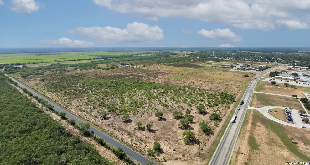 Unit for sale at 1490 FM 476, Poteet, TX 78065