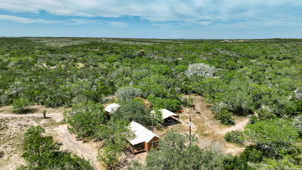Unit for sale at 128 Salyer Rd, George West, TX 78022