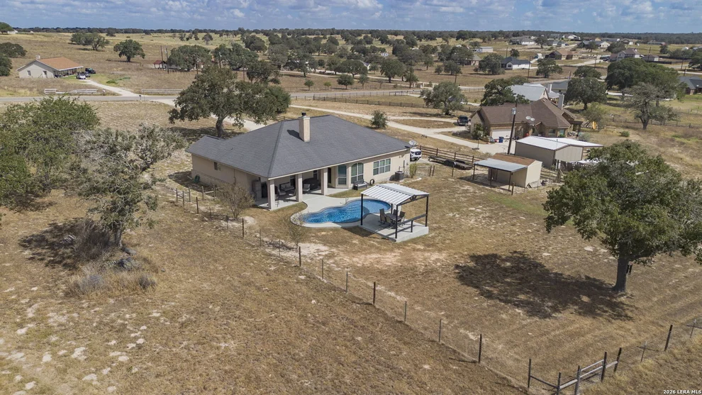 Unit for sale at 708 Lake Valley Dr, La Vernia, TX 78121