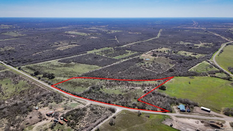 Unit for sale at 8485 FM 673, Beeville, TX 78102