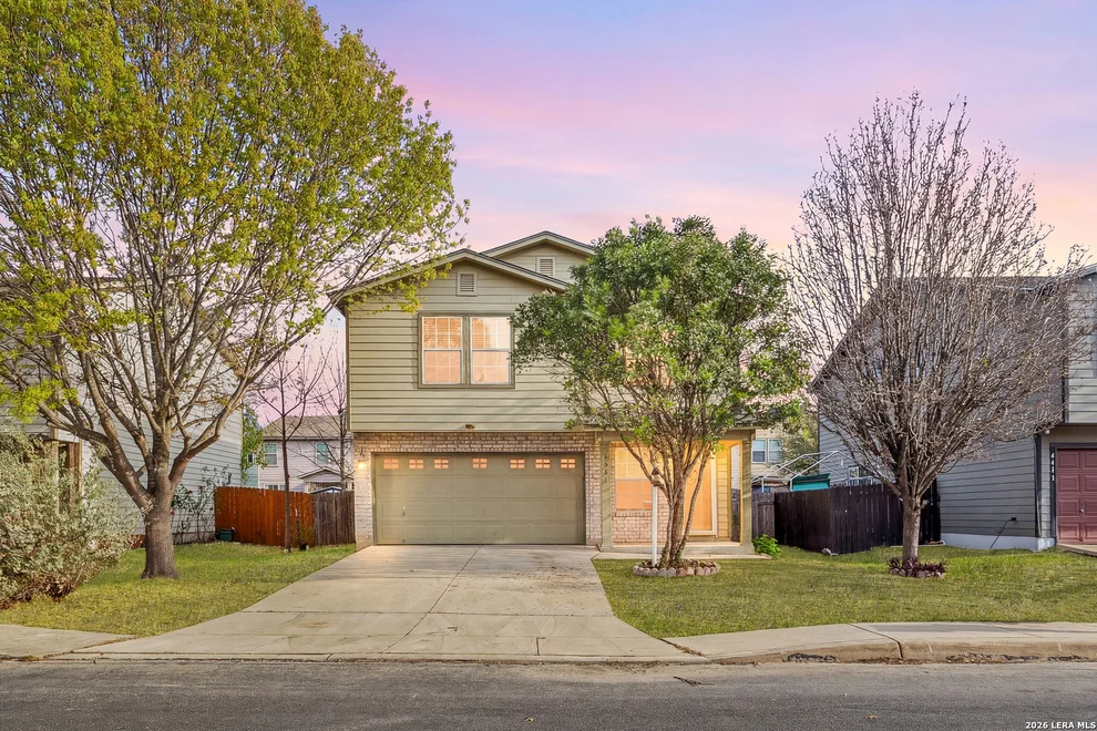 Unit for sale at 5415 Burgate Farm, San Antonio, TX 78228