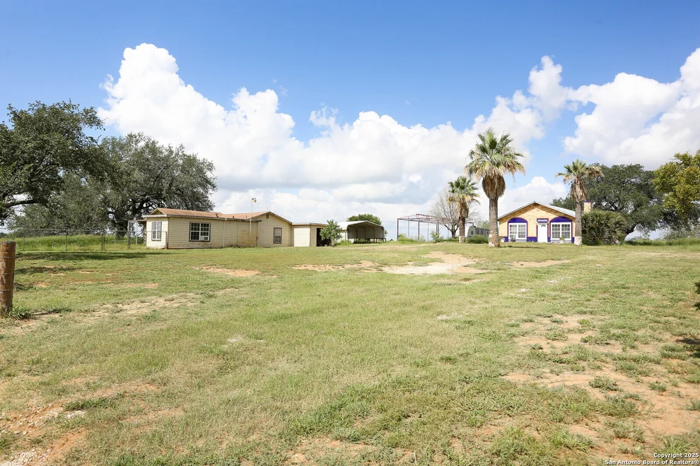 Unit for sale at 10705 N State Hwy 16, Poteet, TX 78065