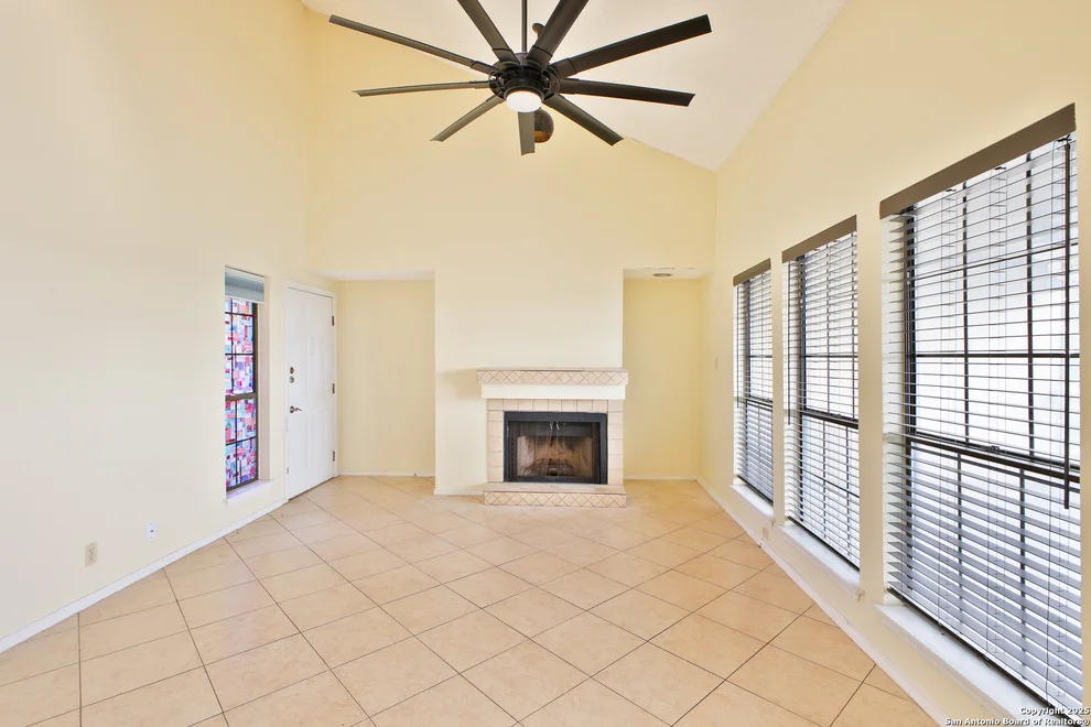 Unit for sale at 6100 Woodlake Pkwy, San Antonio, TX 78244